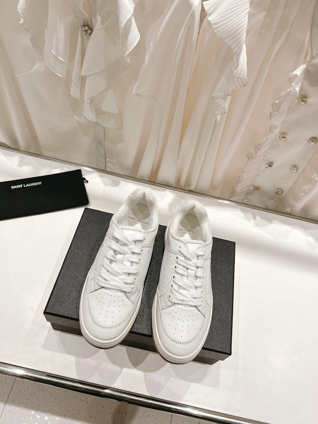 Saint Laurent