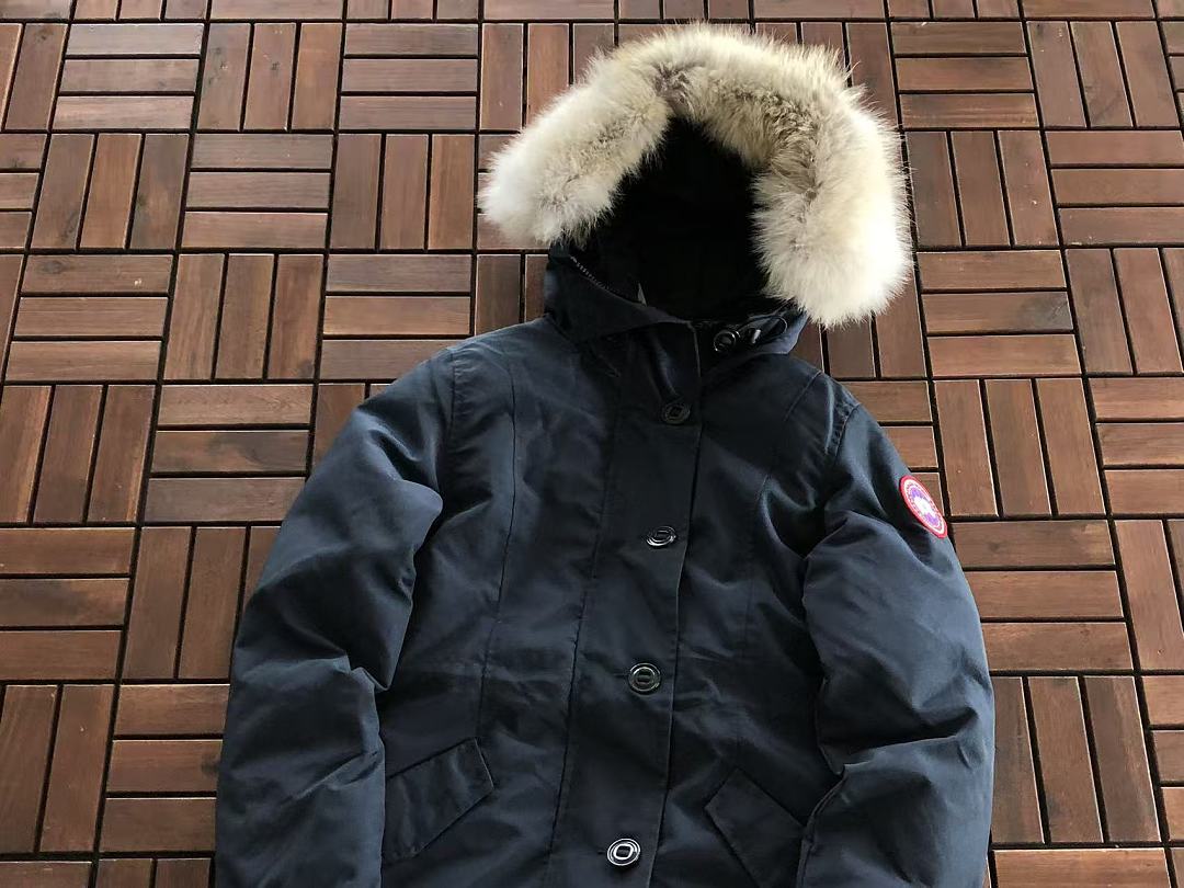 C🔥N🔥🔥A G🔥🔥🔥E WOMAN DOWN JACKET