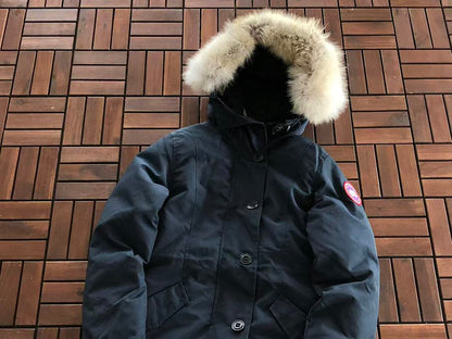 C🔥N🔥🔥A G🔥🔥🔥E WOMAN DOWN JACKET