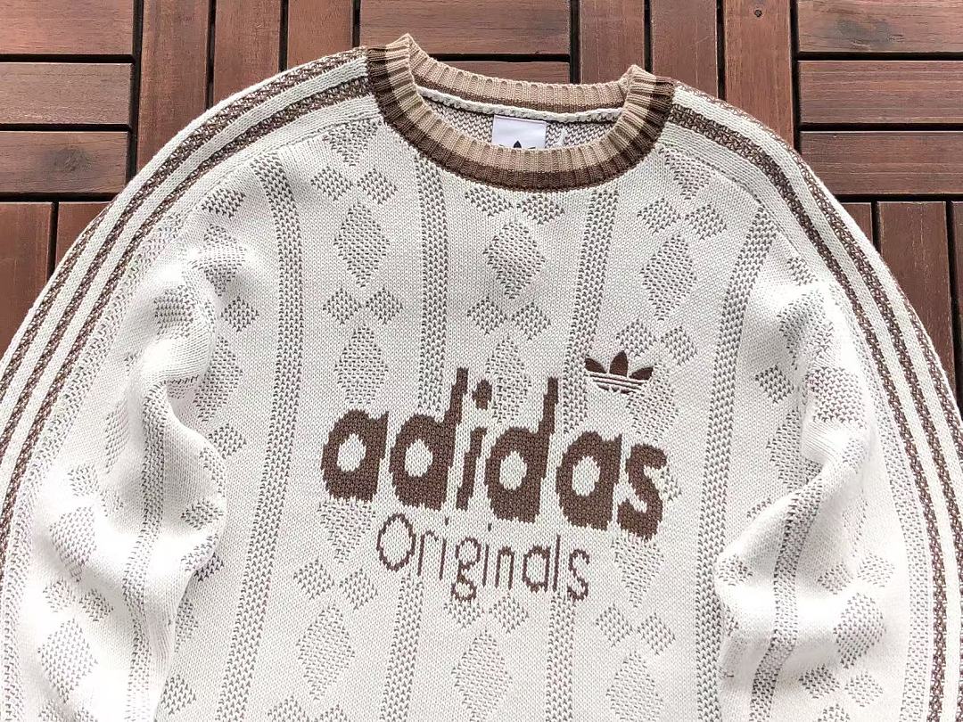 🔥DI🔥AS SWEATER