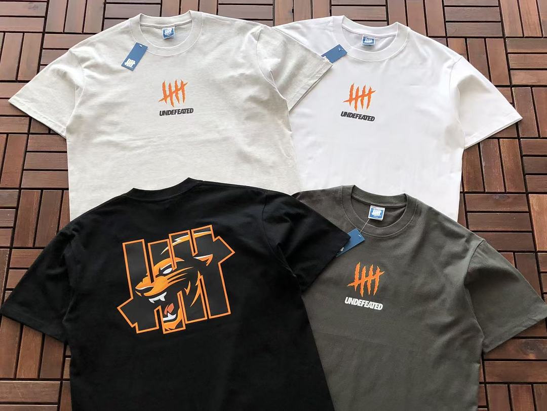 UNDEFEATED T-SHIRT