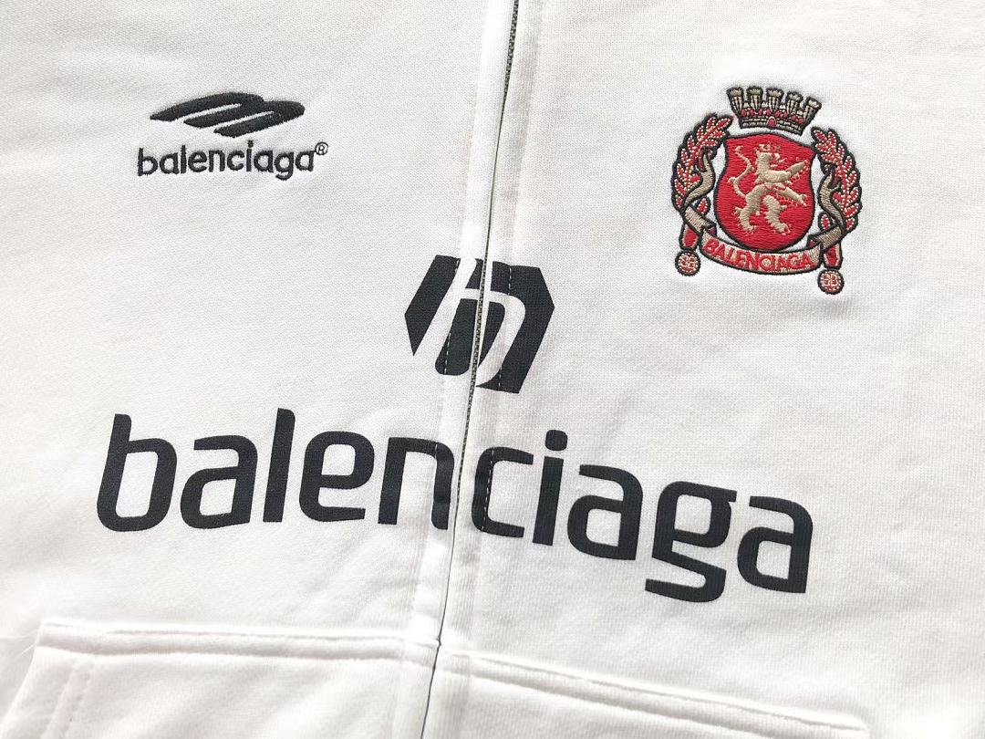 B🔥L🔥🔥🔥IA🔥A HOODIE