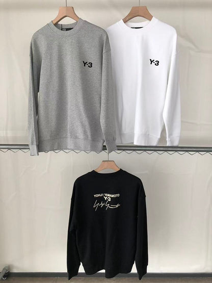 Y🔥 & 🔥DI🔥AS SWEATER