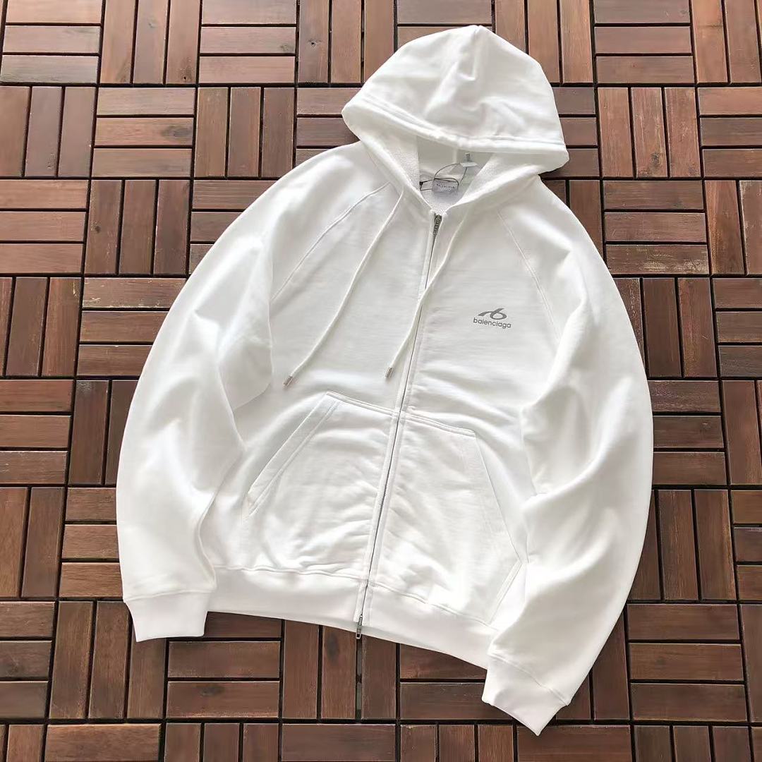 B🔥L🔥🔥🔥IA🔥A HOODIE