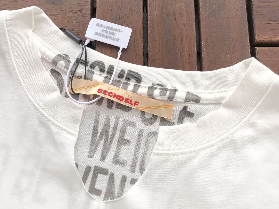 VINTAGE T-SHIRT