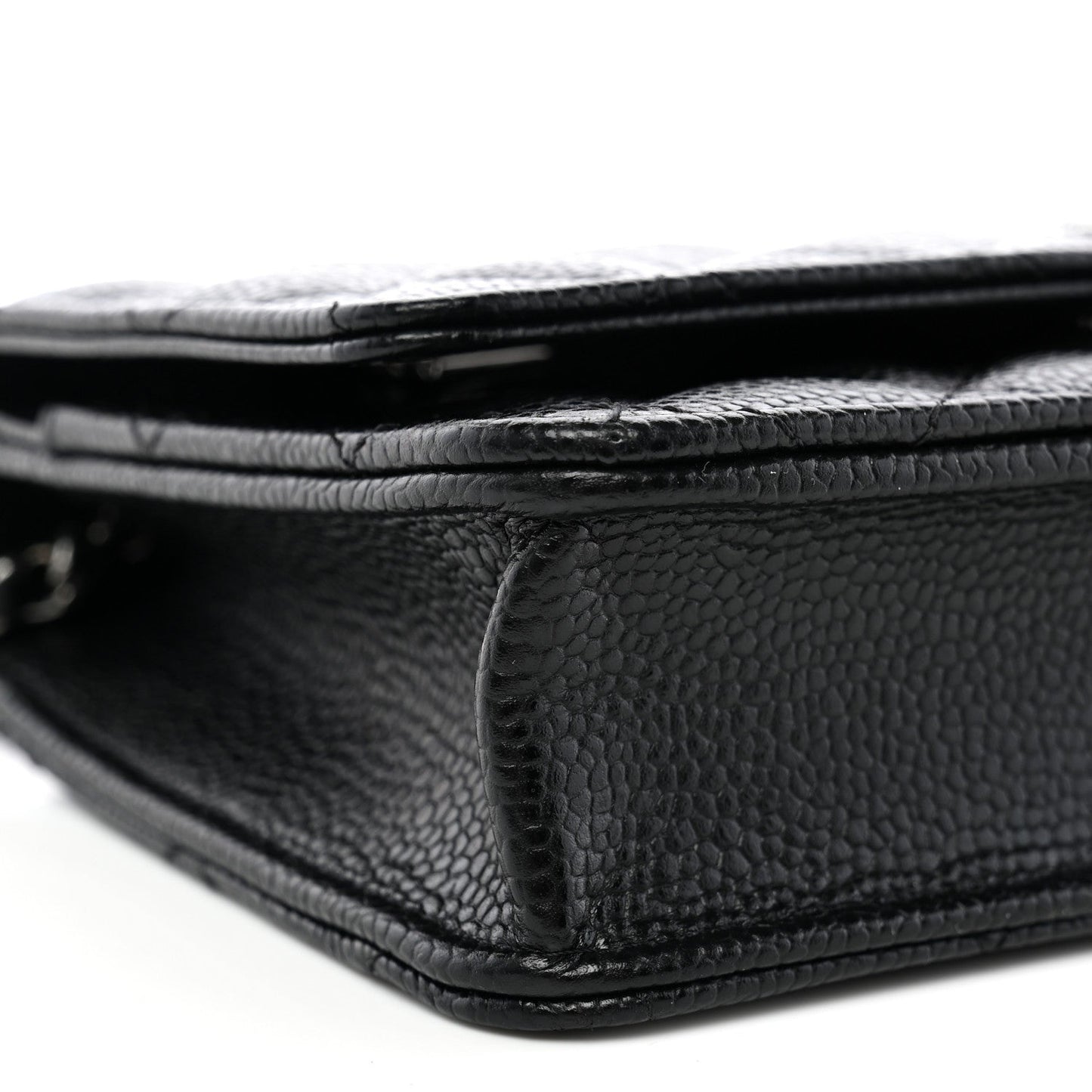 Caviar Quilted Wallet on Chain WOC Black