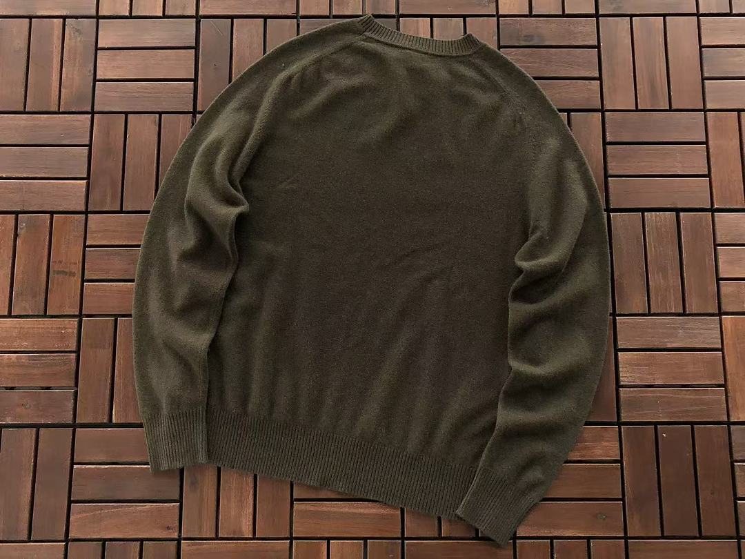 H🔥G🔥 B🔥🔥SWEATER