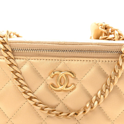 Metallic Lambskin Quilted Sweetheart Vanity Case Gold