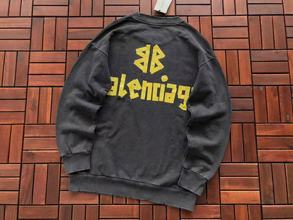 B🔥L🔥🔥🔥IA🔥A SWEATER