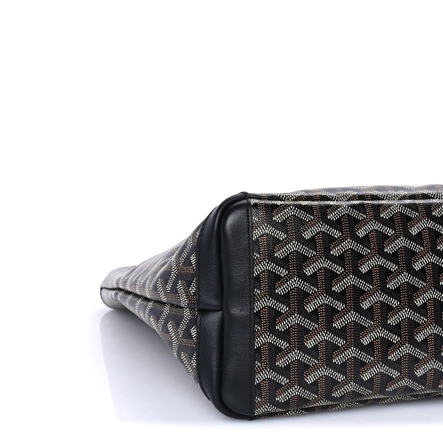 ine Artois PM Black Black