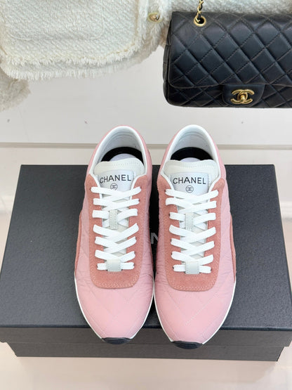 Cruise 2025/26 Trainers Cream Pink Suede Fabric