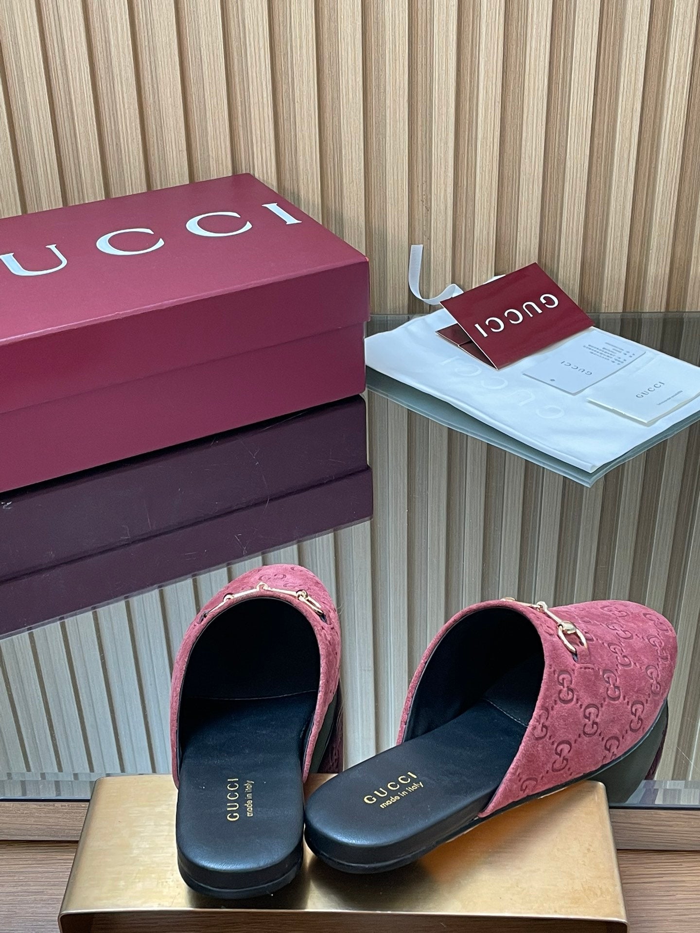 Gucci