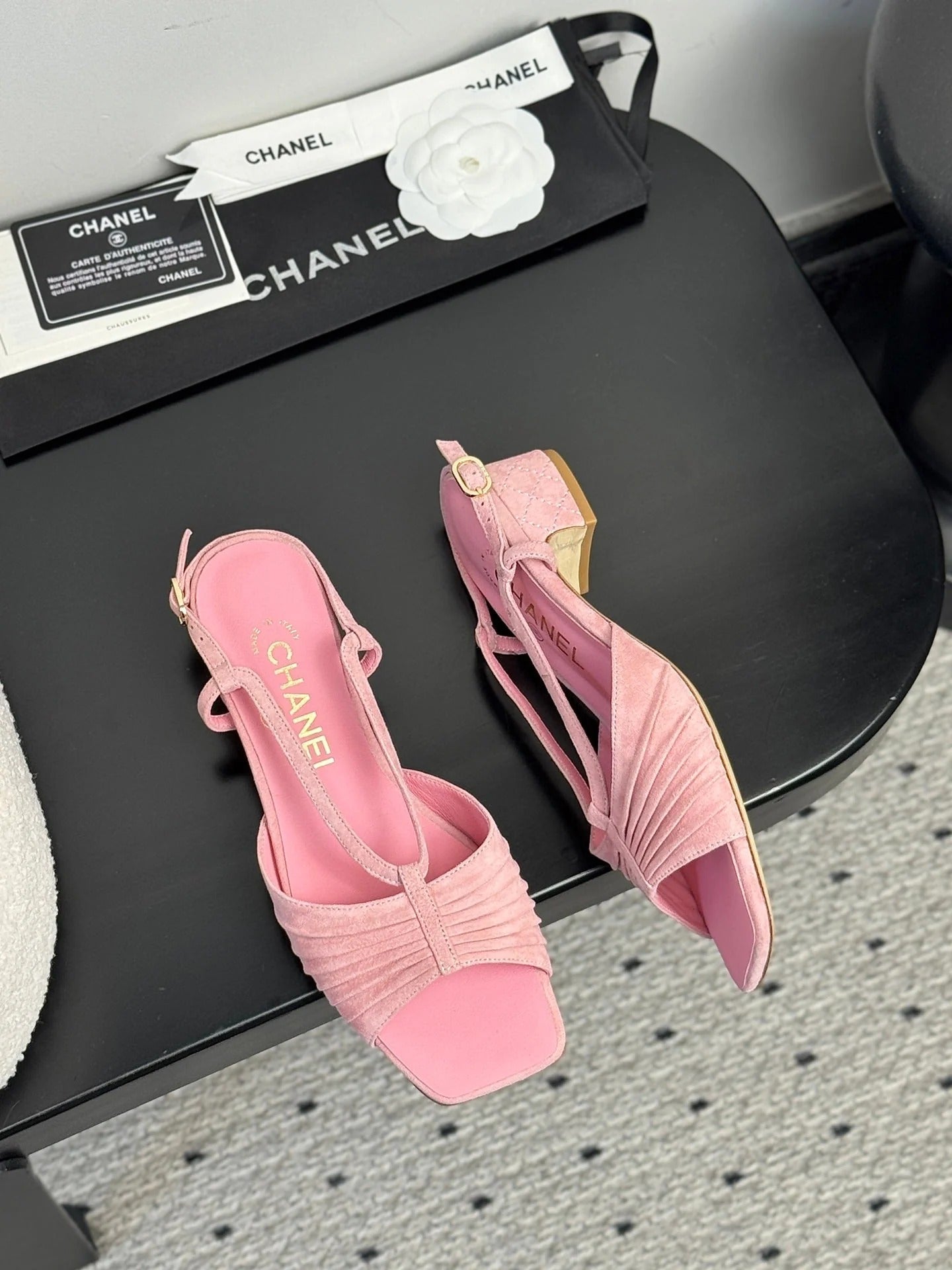 CHANEL