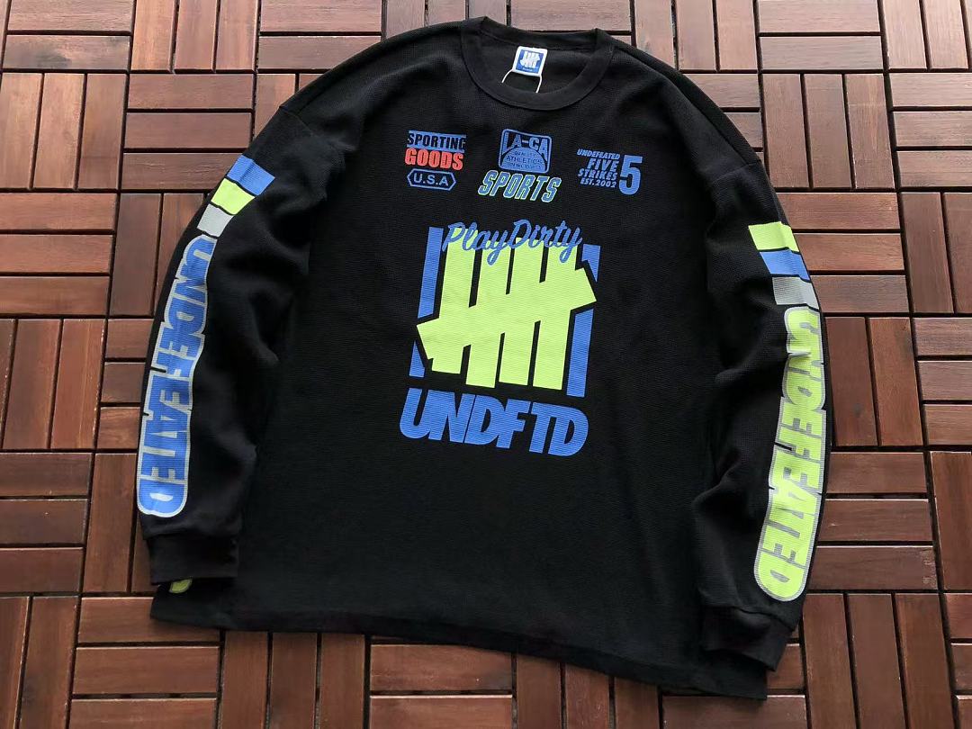UNDEFEATED LONG-SLEEVE