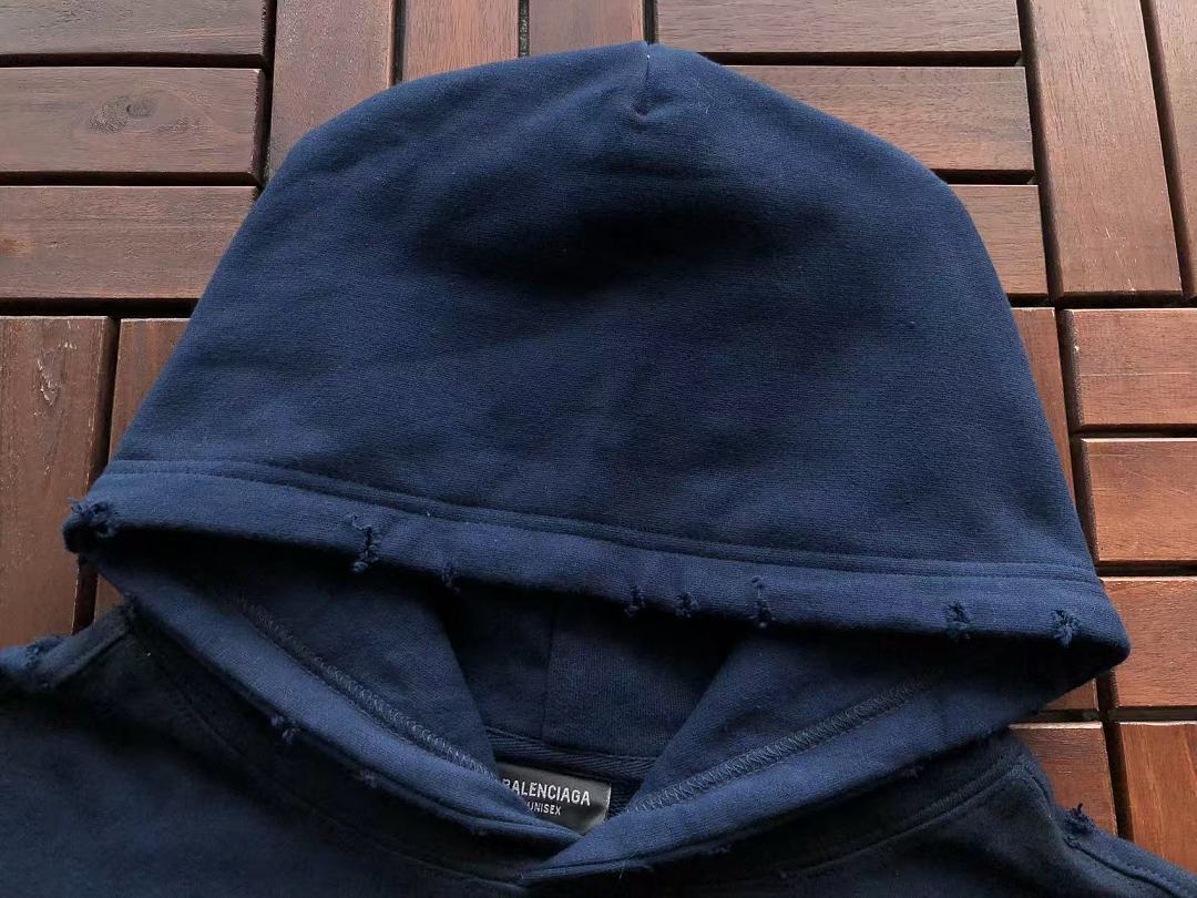 B🔥L🔥🔥🔥IA🔥A HOODIE