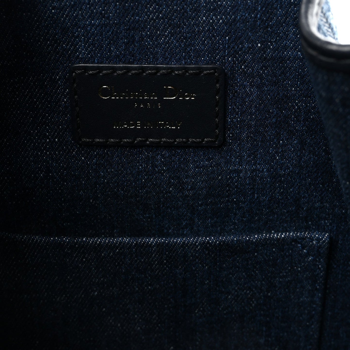 DIOR