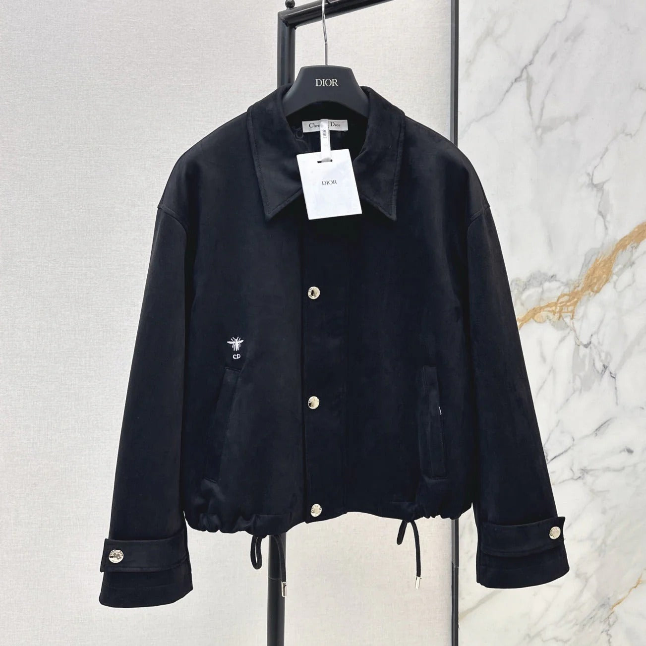 DIOR