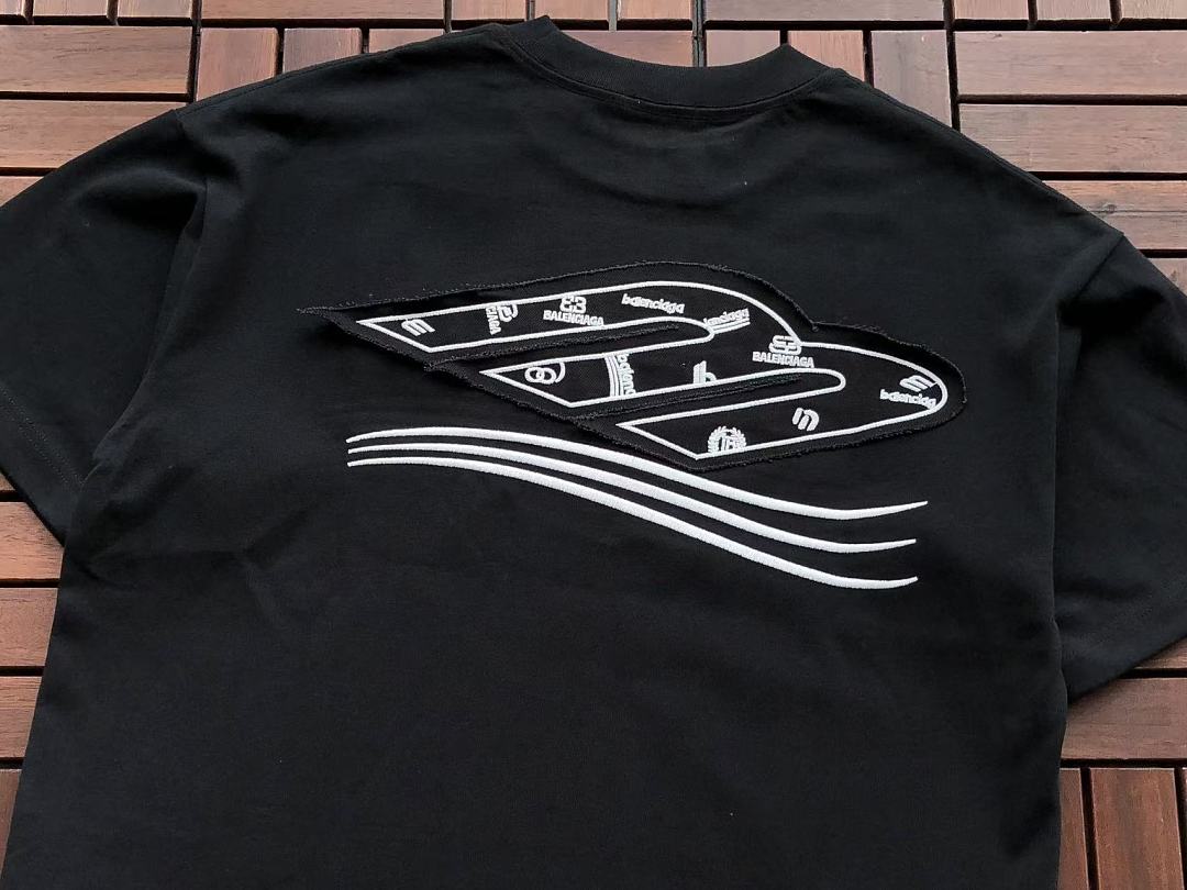 B🔥L🔥🔥🔥IA🔥A T-SHIRT