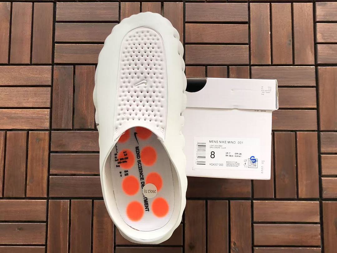 N🔥K🔥 SLIPPERS