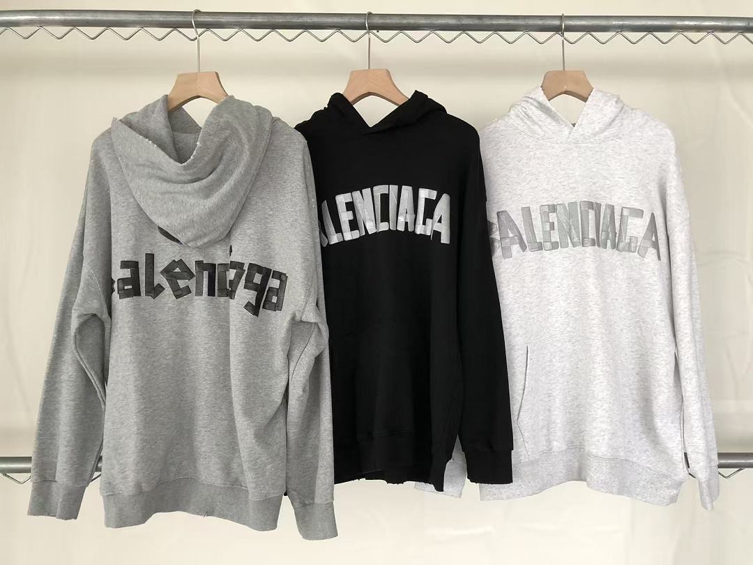 B🔥L🔥🔥🔥IA🔥A HOODIE