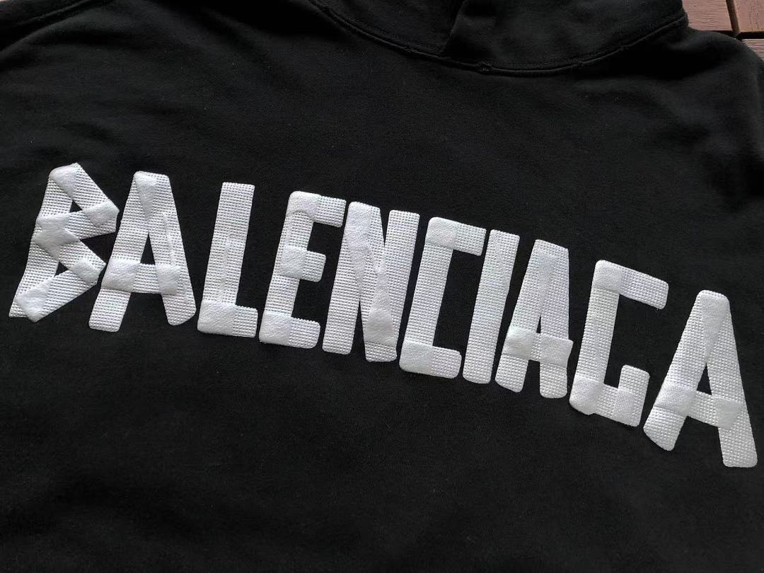 B🔥L🔥🔥🔥IA🔥A HOODIE
