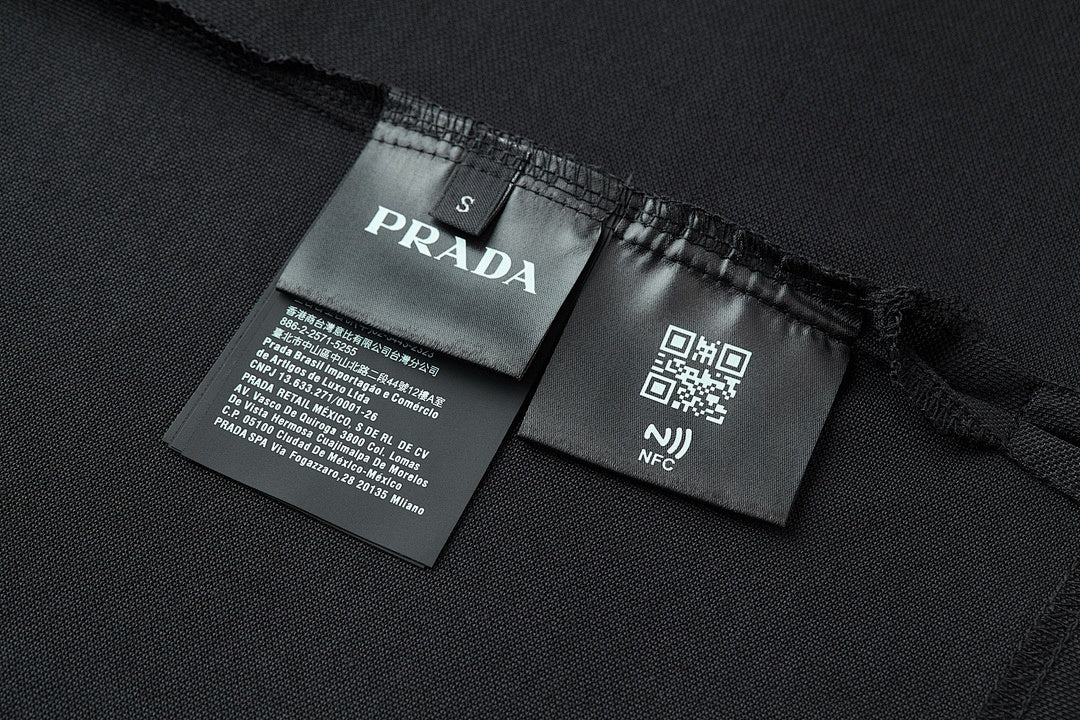 CAMISETA PRADA - 119
