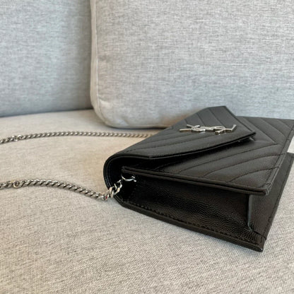 Saint Laurent