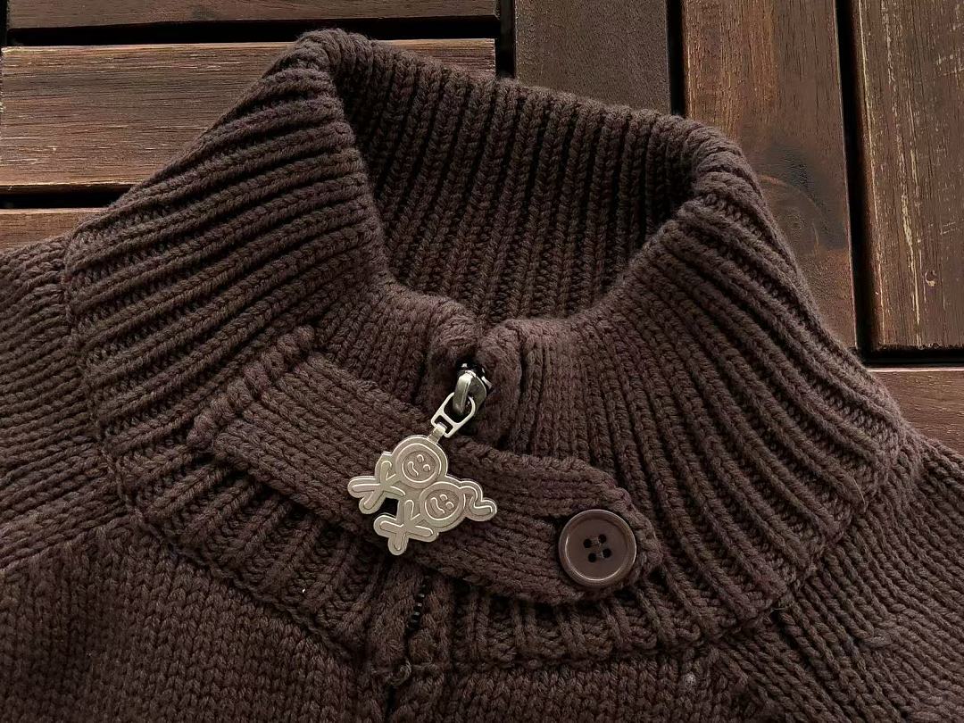 FASHION SWEATER