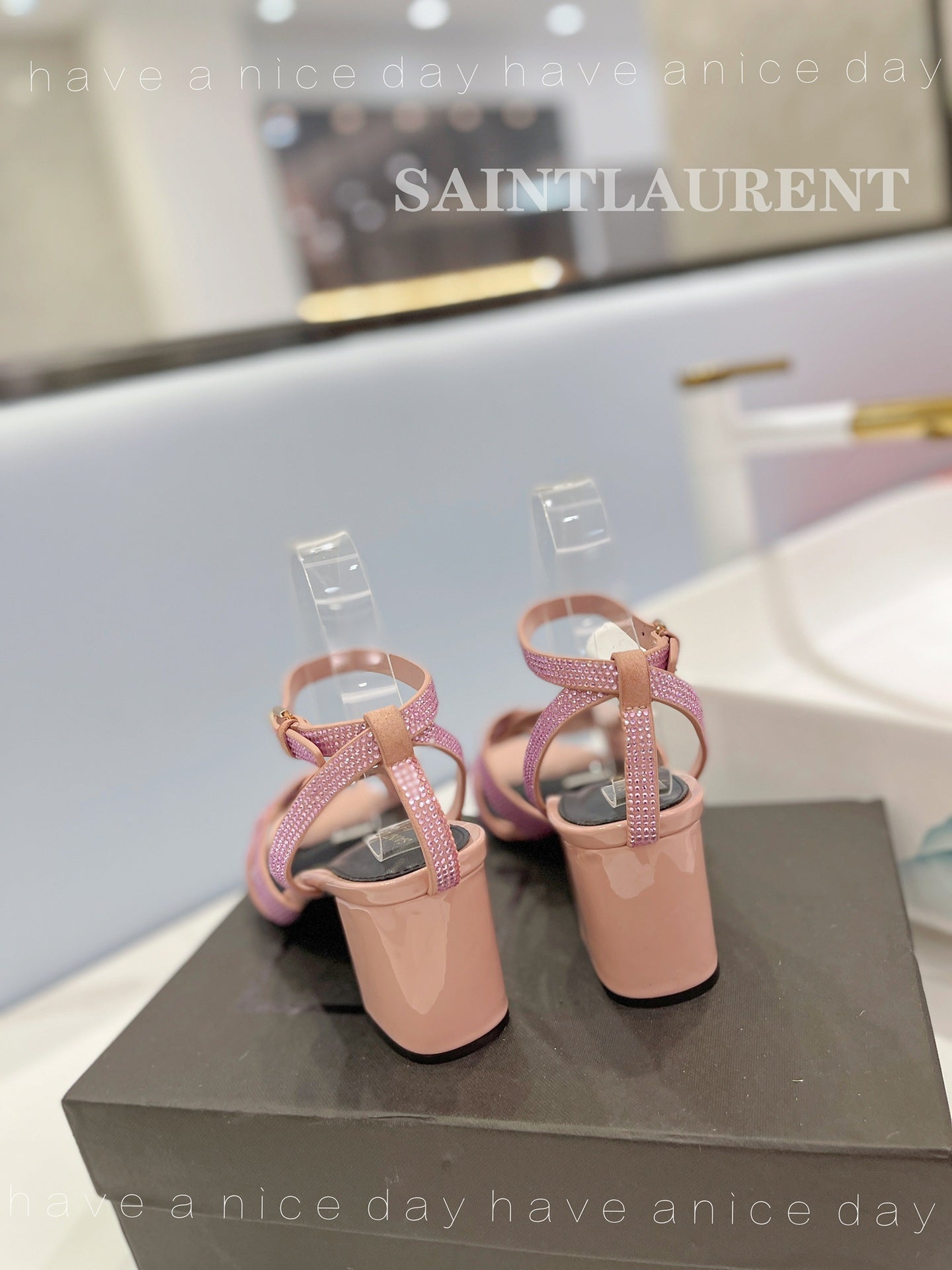 Saint Laurent