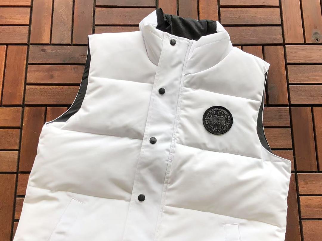 C🔥N🔥🔥A G🔥🔥🔥E DOWN VEST
