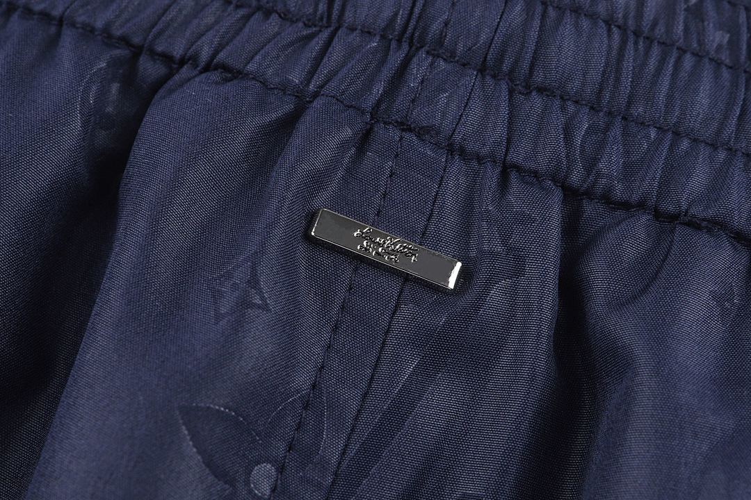 PANTALONES CORTOS LV