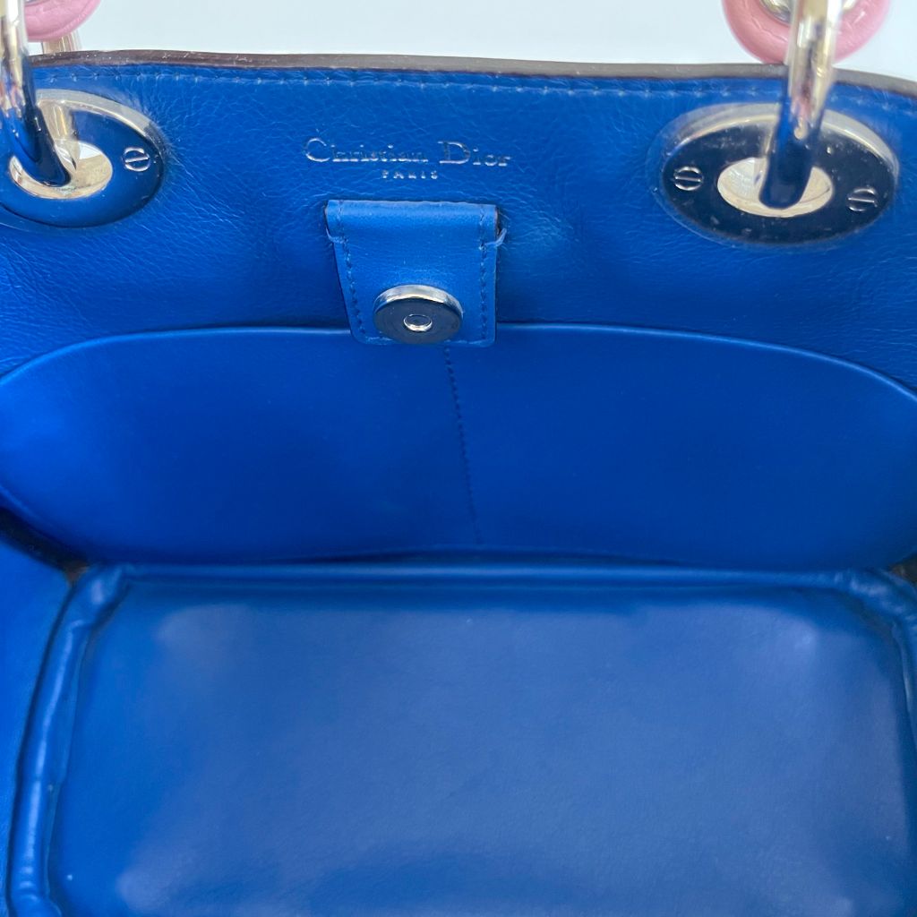 DIOR