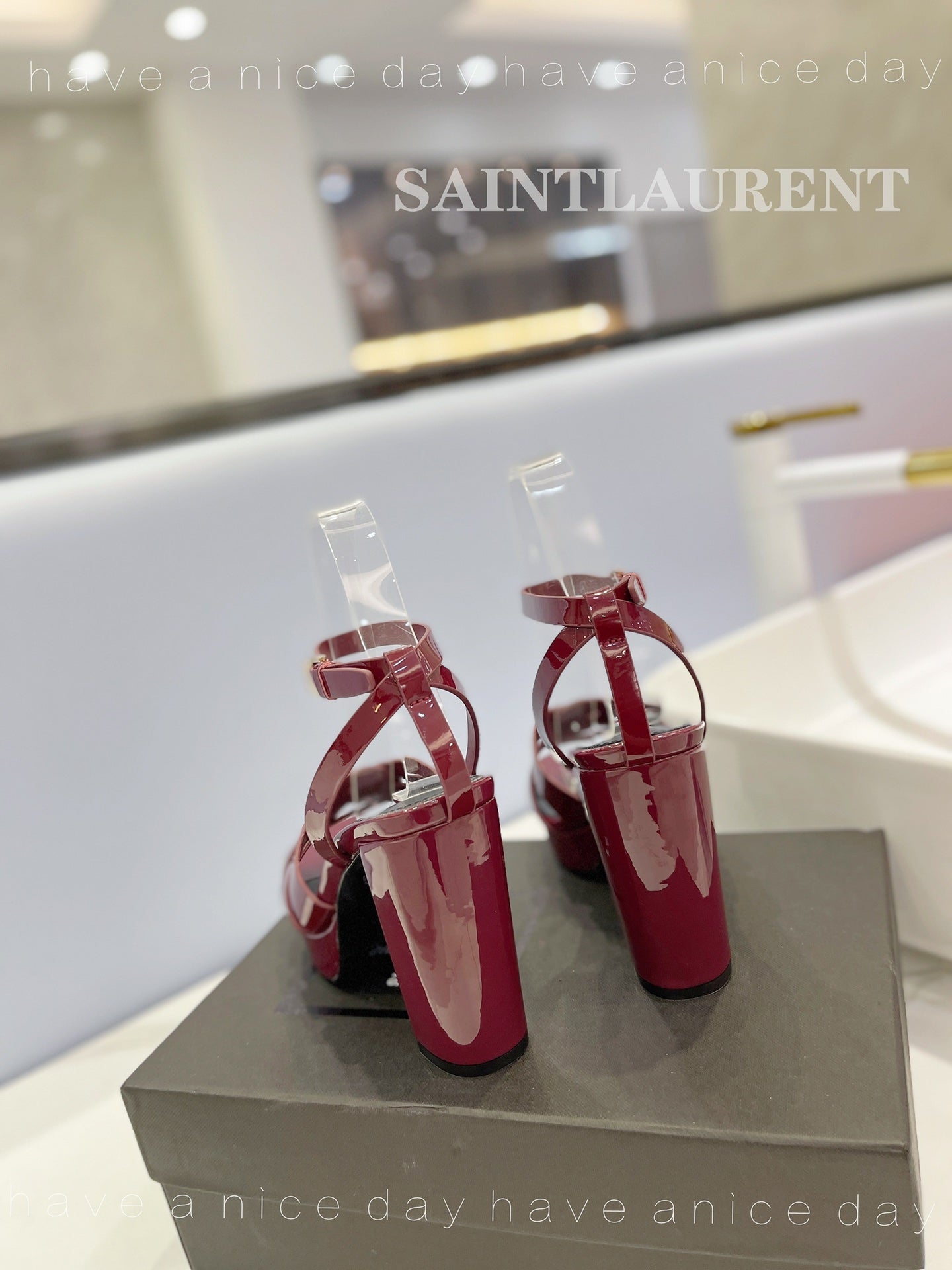 Saint Laurent