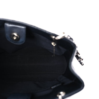 Caviar Quilted Petit Shopping Tote PST Black