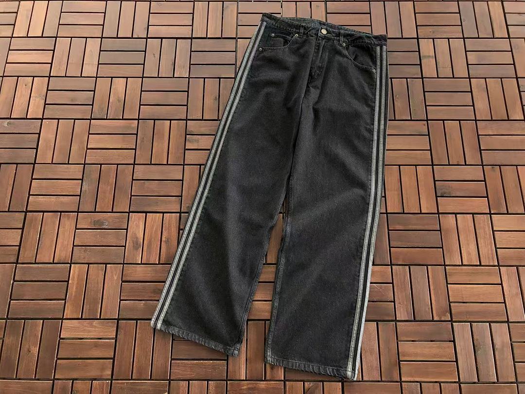 TOP ￥ 268 PANTS ￥ 258 🔥DI🔥AS JACKET JEANS
