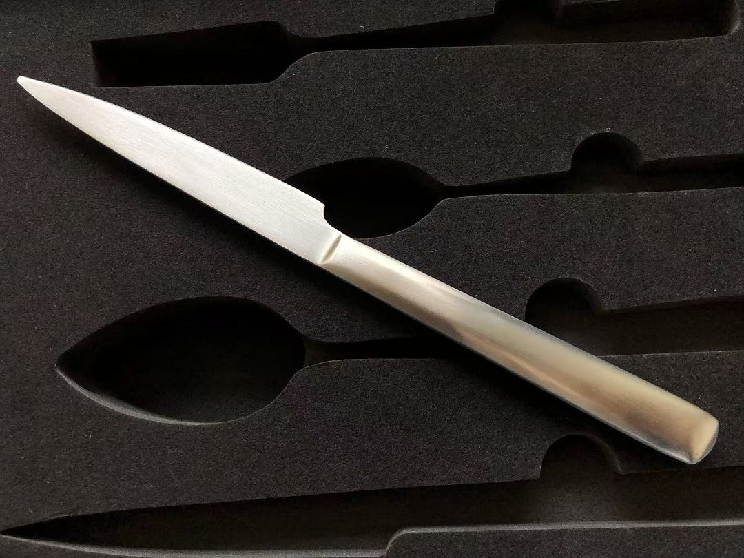 （Food-grade stainless steel material） CUTLERY