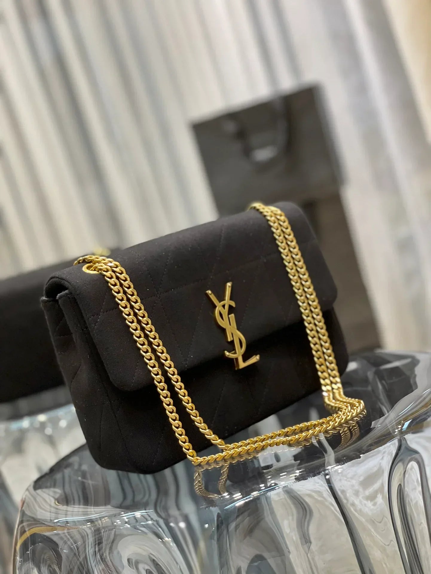 Saint Laurent