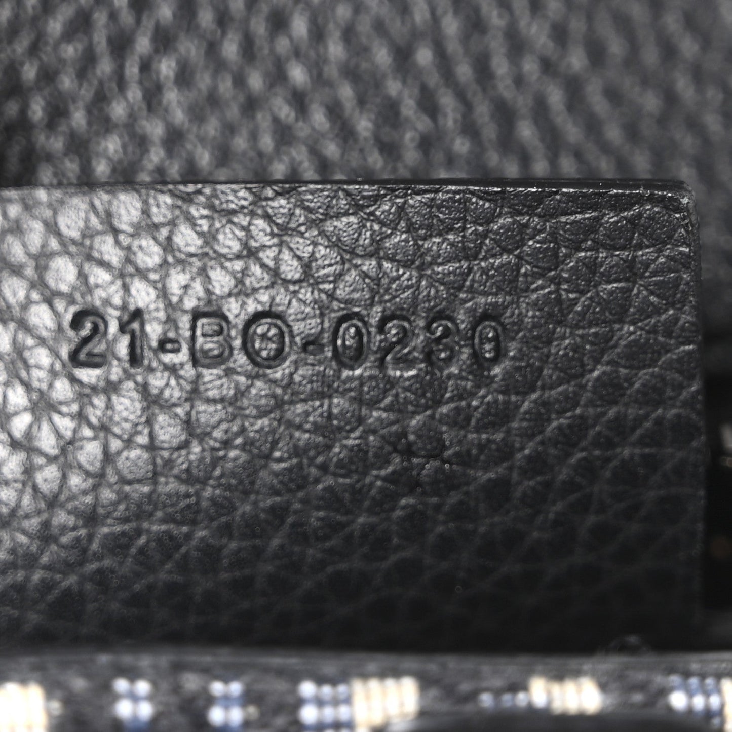 DIOR