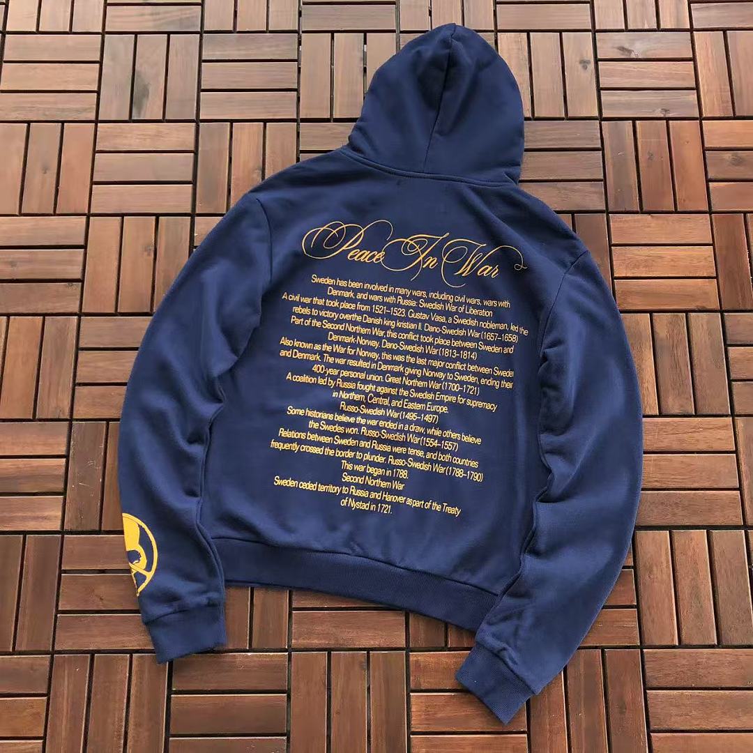 VINTAGE HOODIE