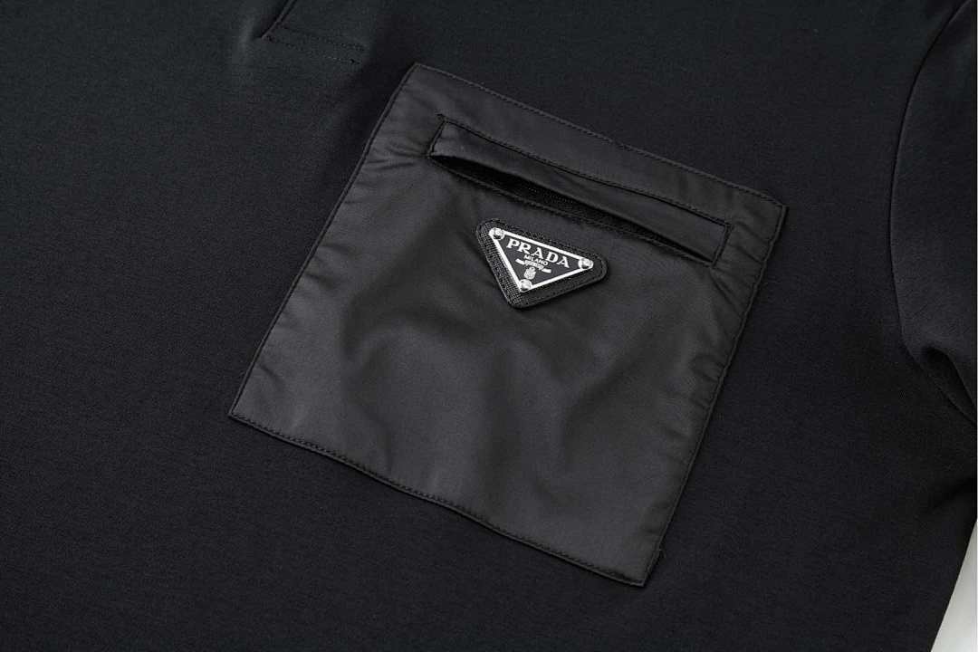 CAMISETA PRADA - 34