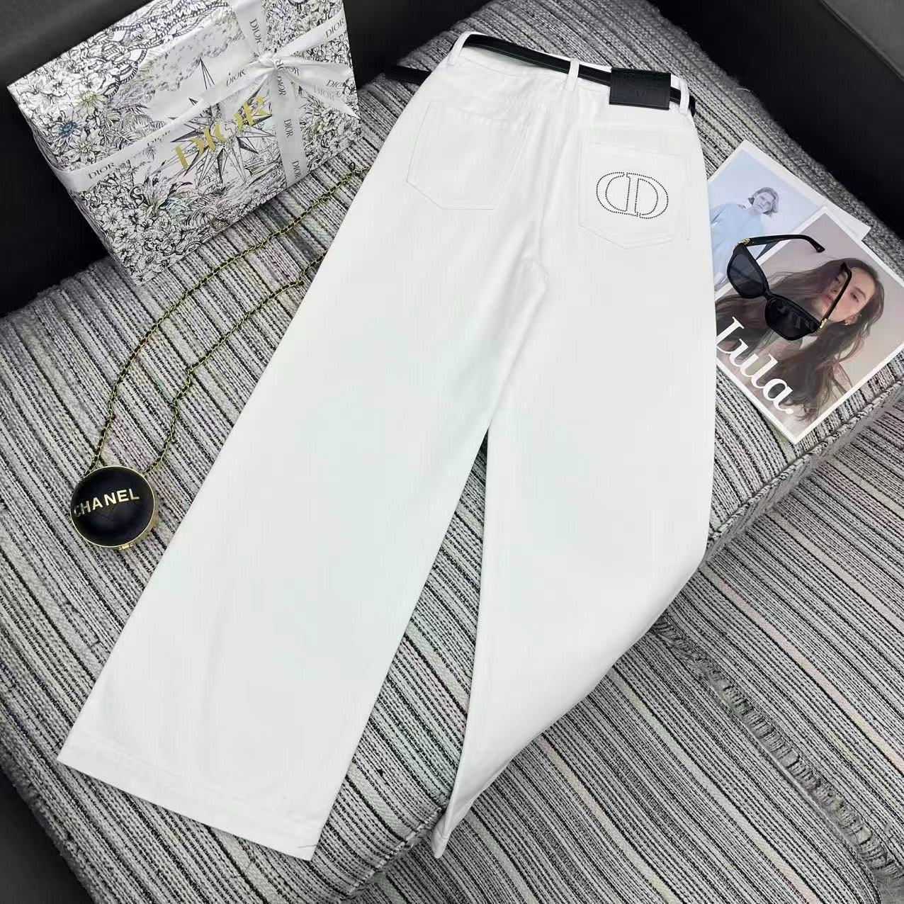 DIOR