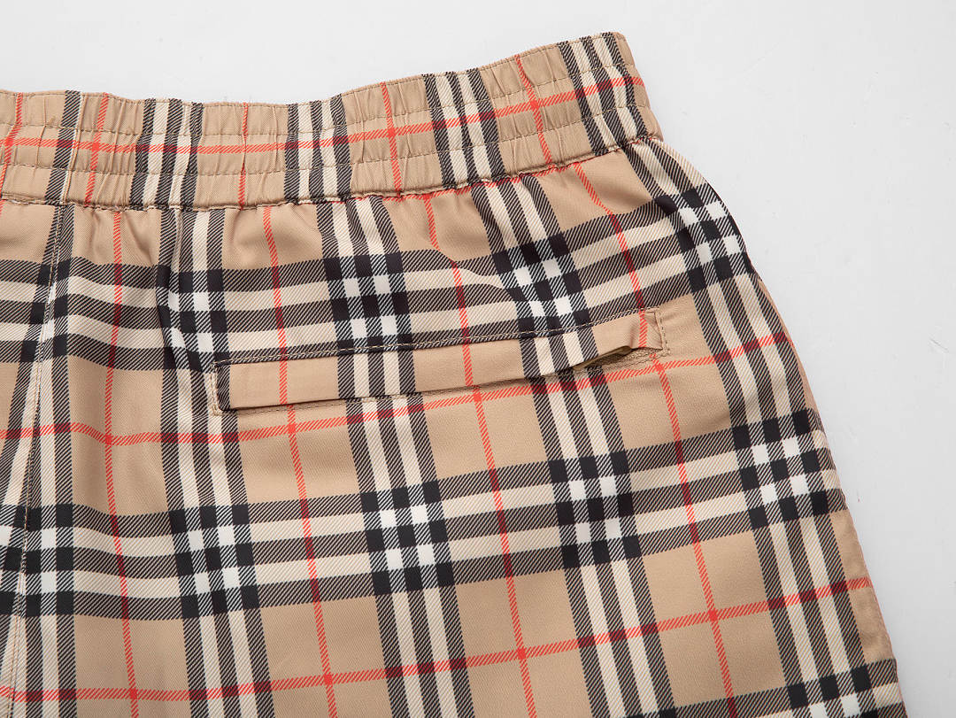 PANTALON CORTO BURBERR¥