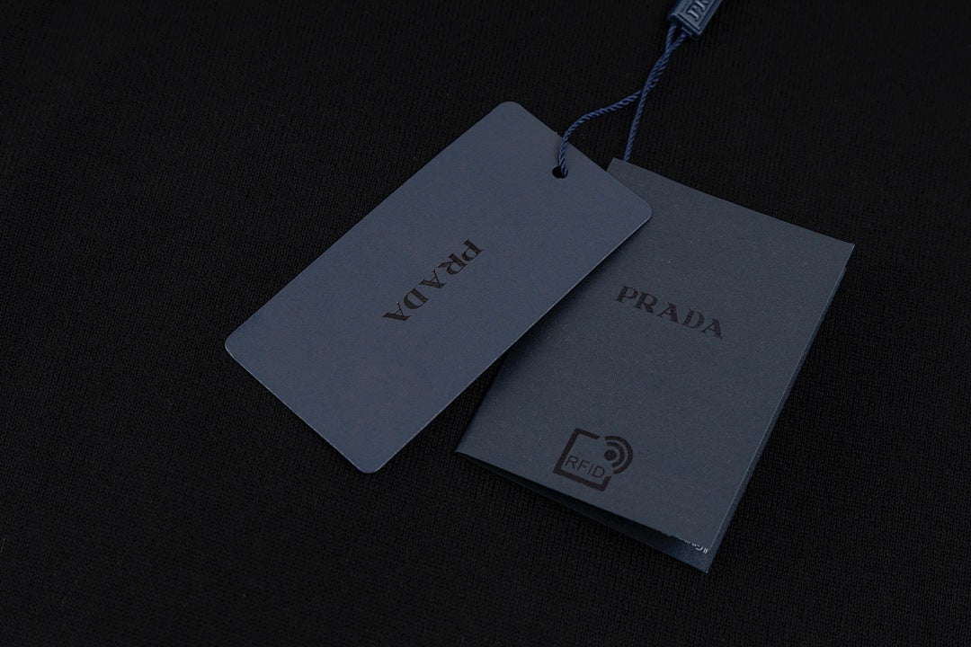 CAMISETA PRADA - 369