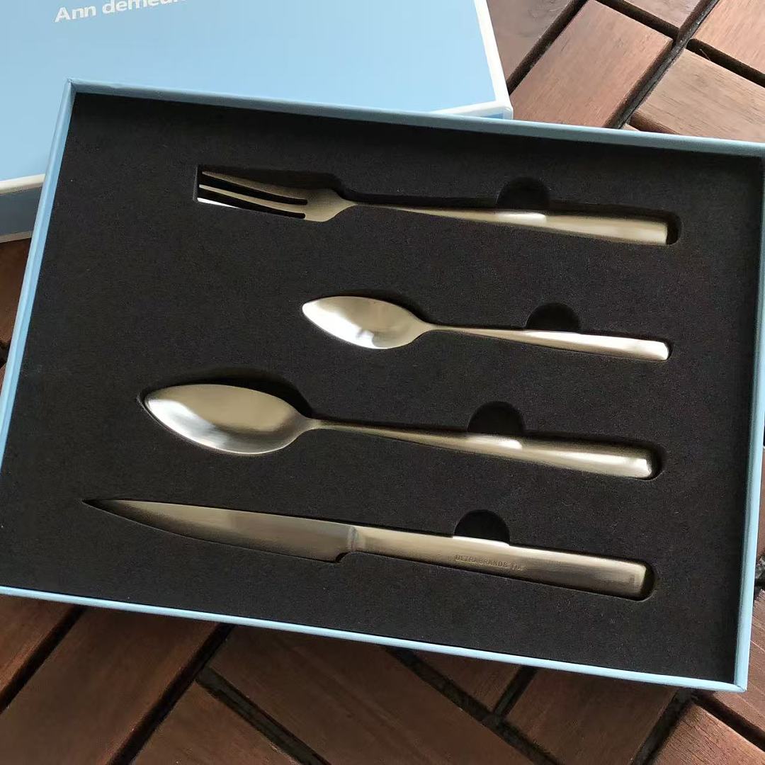 （Food-grade stainless steel material） CUTLERY