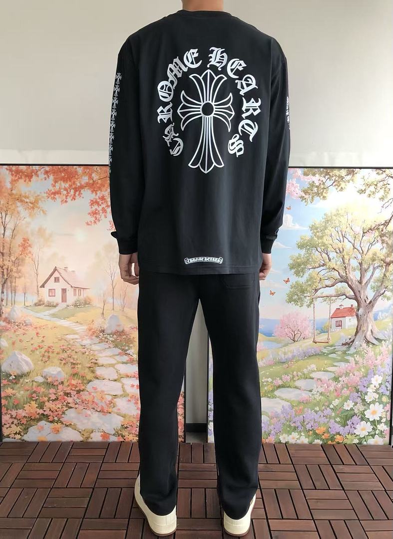 CH🔥OM🔥 HE🔥RTS LONG-SLEEVE