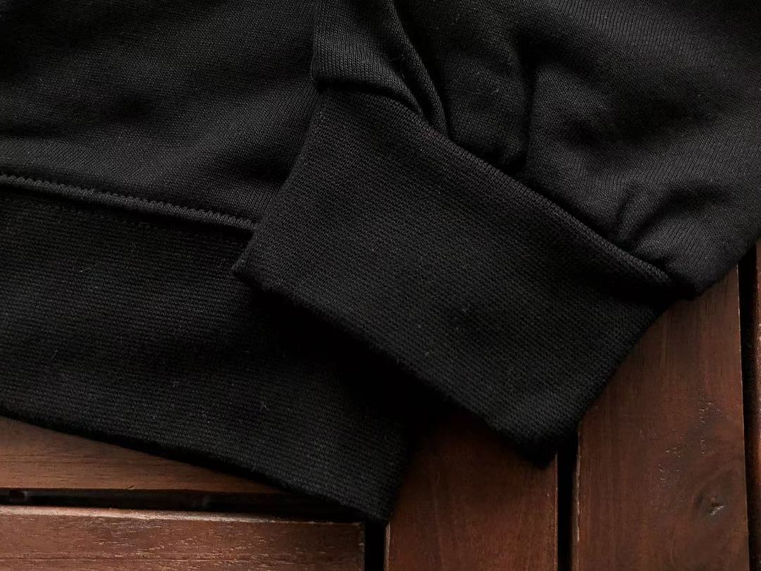 M🔥IS🔥N M🔥R🔥IE🔥A HOODIE