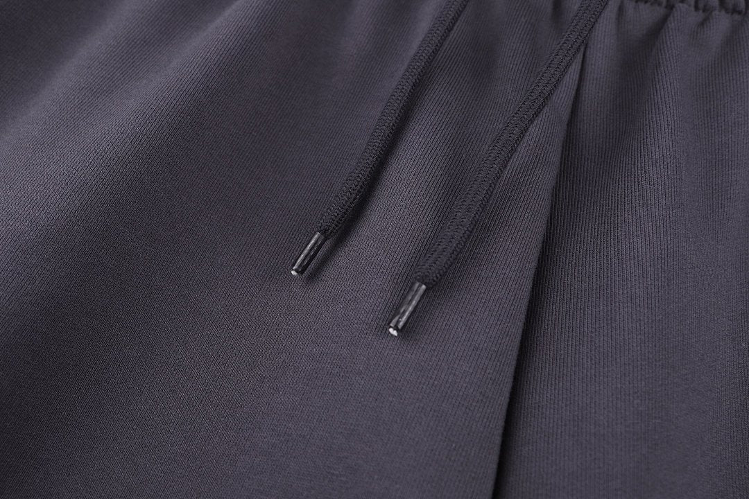 PANTALONES CORTOS BALENÇIAGA - 253