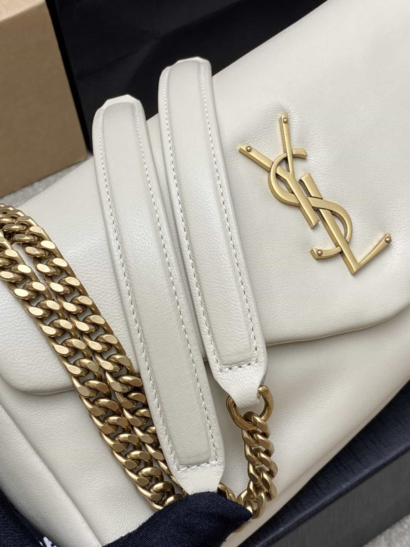 Saint Laurent