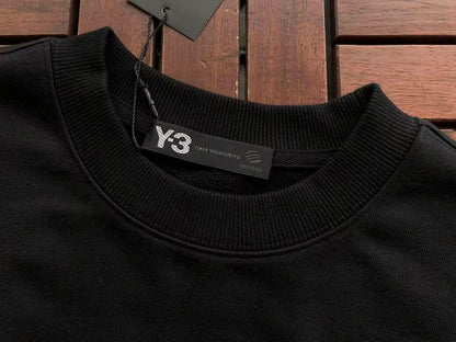 Y🔥 & 🔥DI🔥AS SWEATER