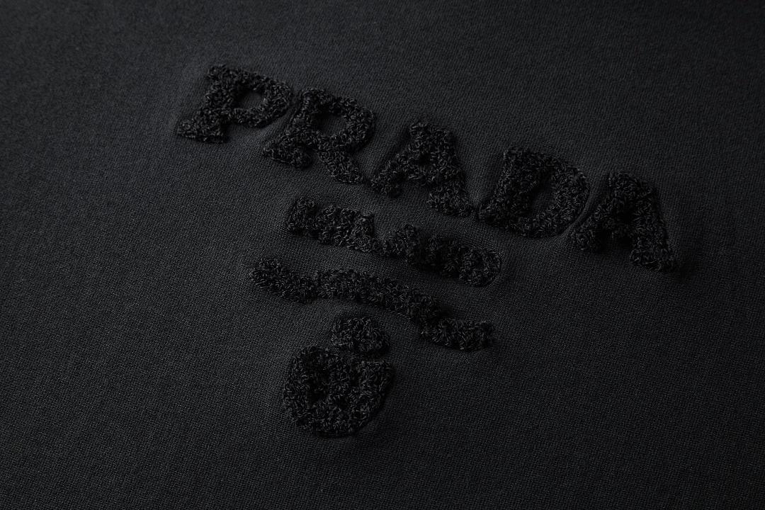 CAMISETA PRADA - 26